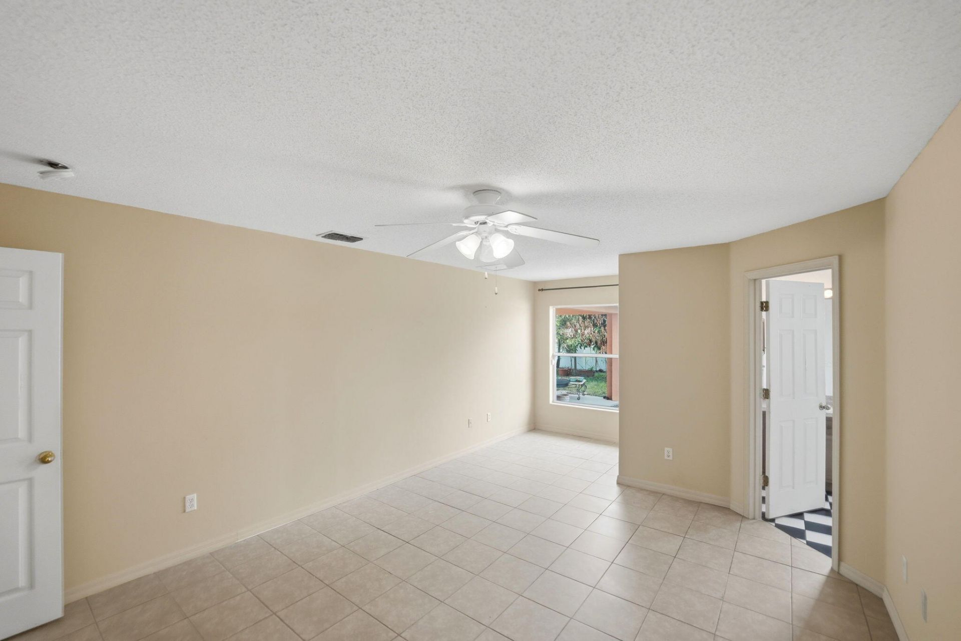1692 SW Lofgren Avenue, Port Saint Lucie, FL 34953 Photo