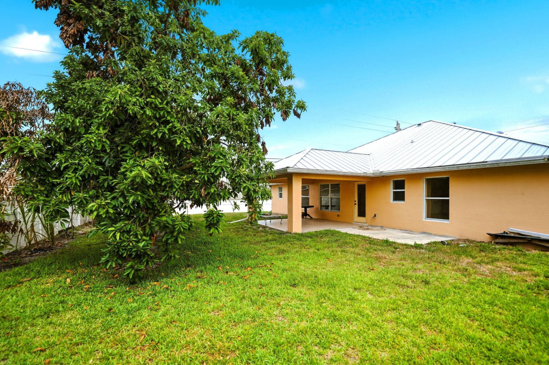 1692 SW Lofgren Avenue, Port Saint Lucie, FL 34953 Photo