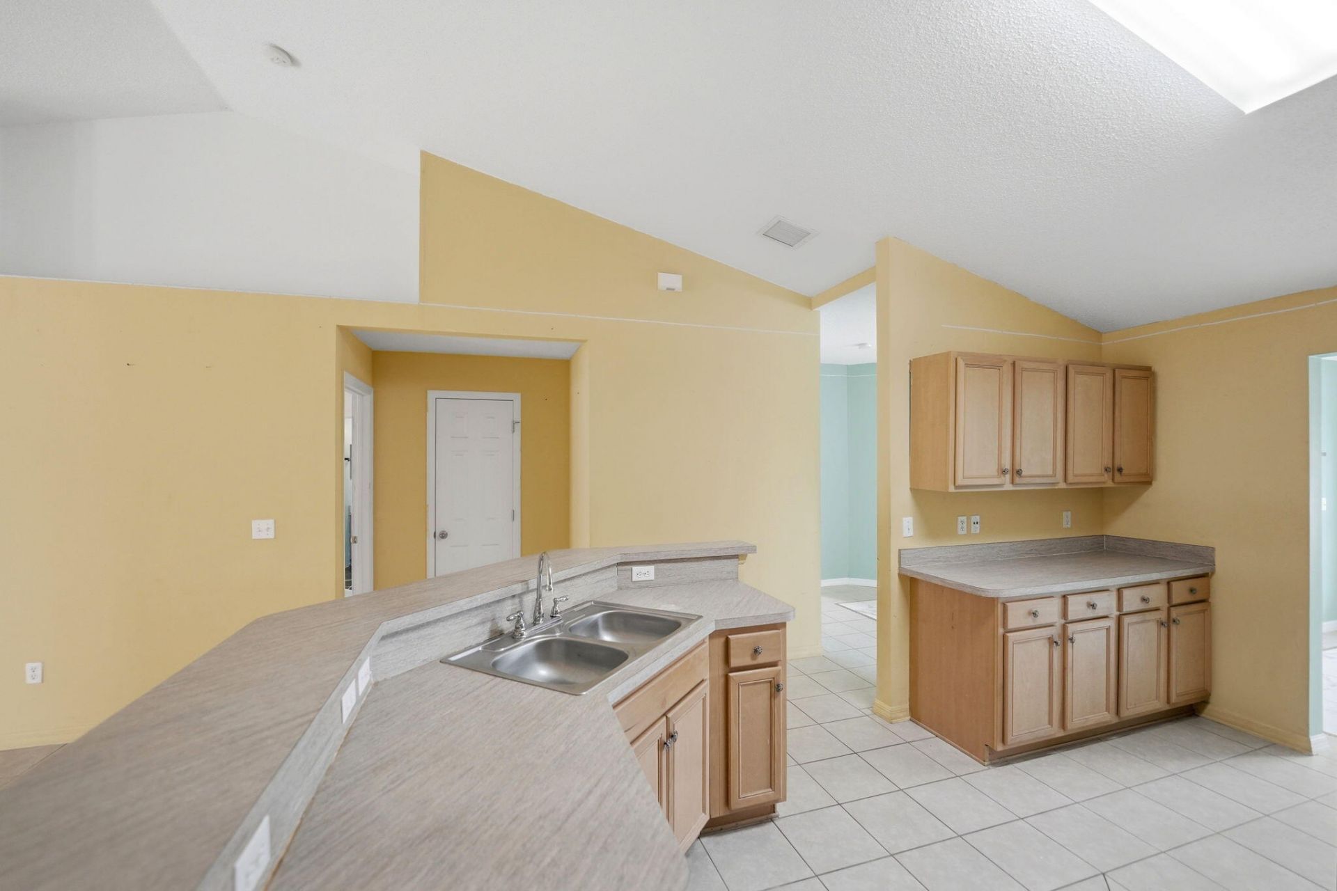 1692 SW Lofgren Avenue, Port Saint Lucie, FL 34953 Photo