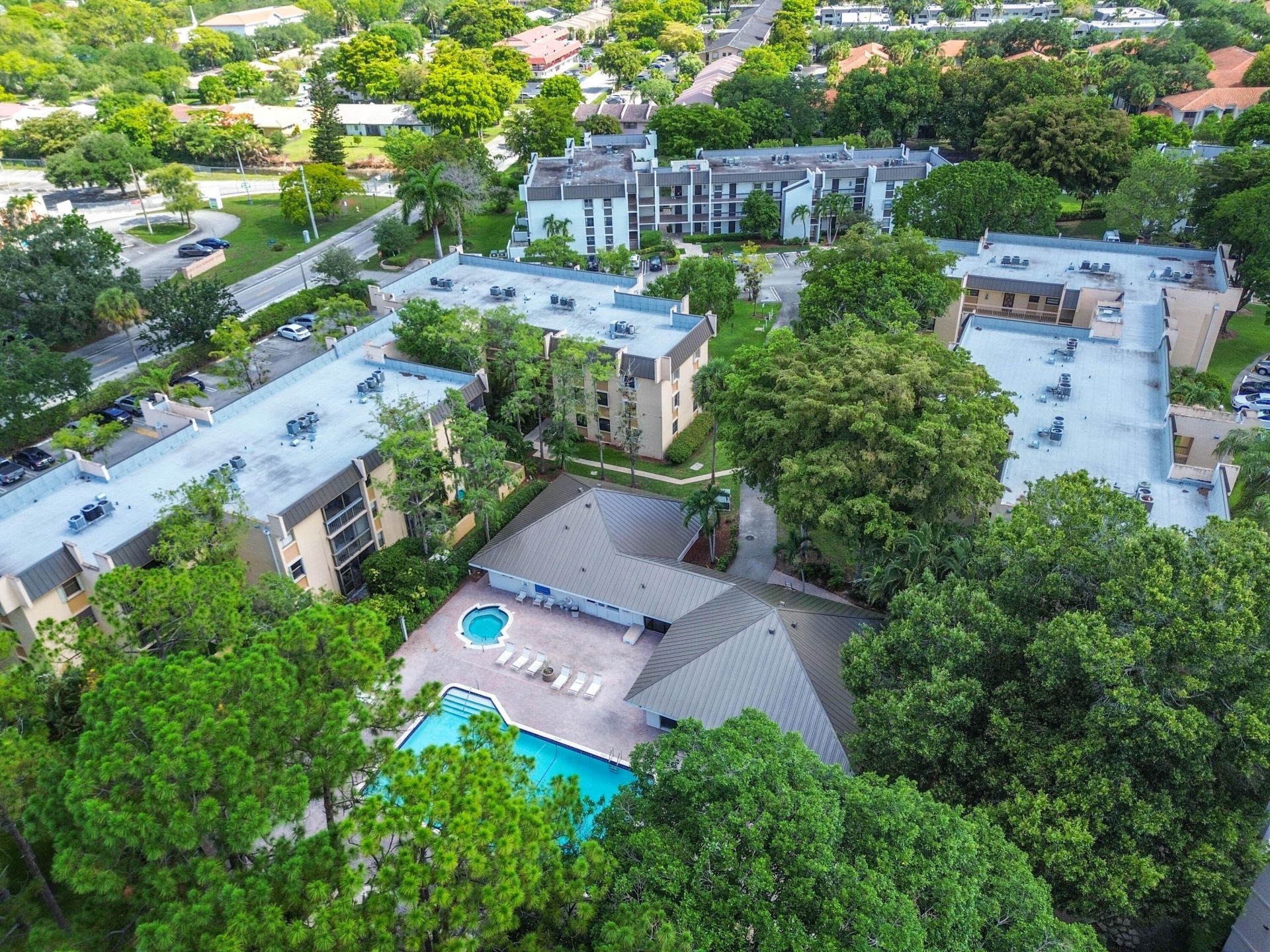8441 Forest Hills Drive, Unit 306, Coral Springs, FL 33065 Photo