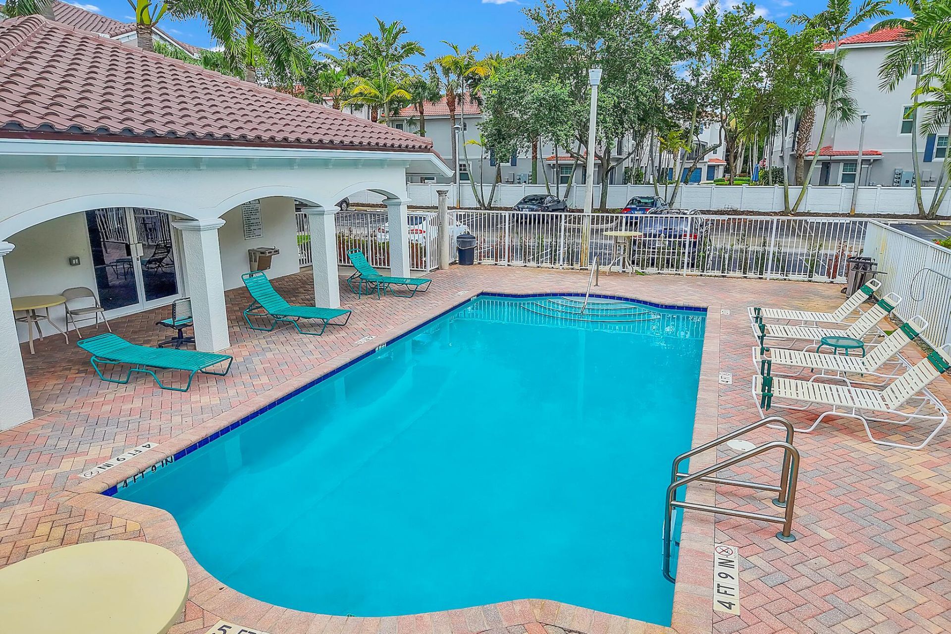 528 Bayfront Drive, Boynton Beach, FL 33435 Photo