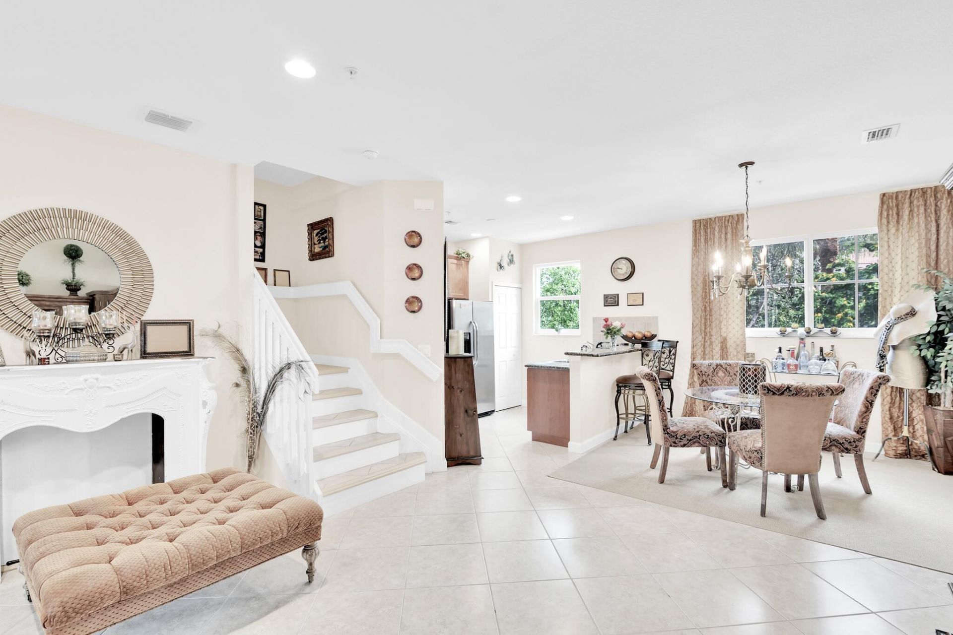 528 Bayfront Drive, Boynton Beach, FL 33435 Photo