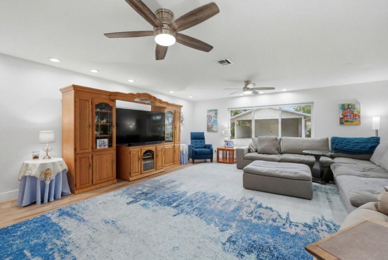 904 W Cypress Lane, Unit V-46, Pompano Beach, FL 33069 Photo