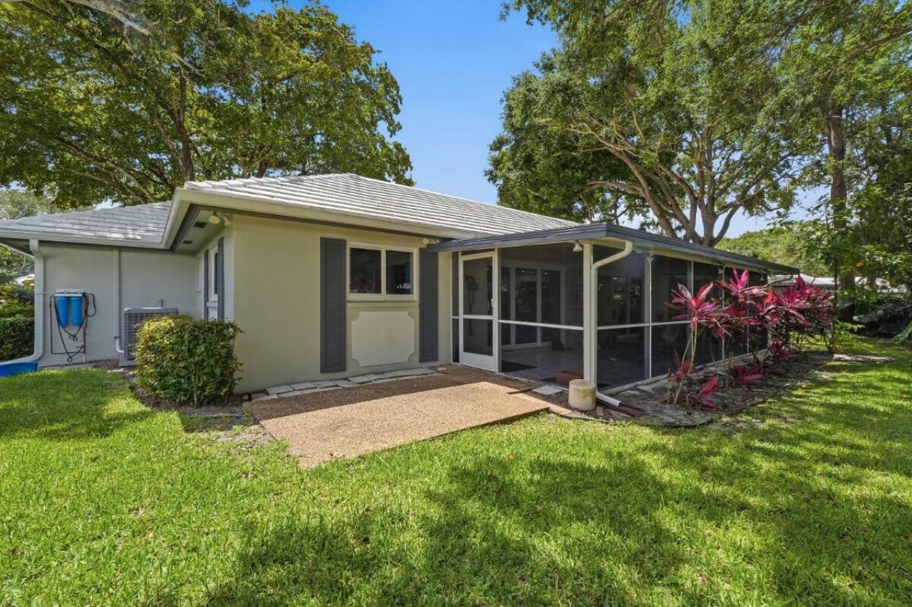 904 W Cypress Lane, Unit V-46, Pompano Beach, FL 33069 Photo