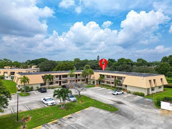 4151 Oak Terrace Drive, Greenacres, FL 33463