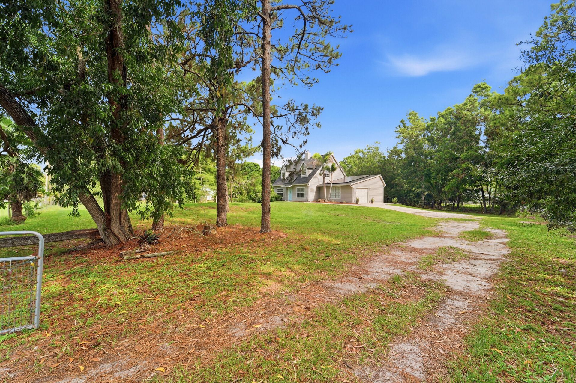 16317 Glasgow Drive E, The Acreage, FL 33470 Photo
