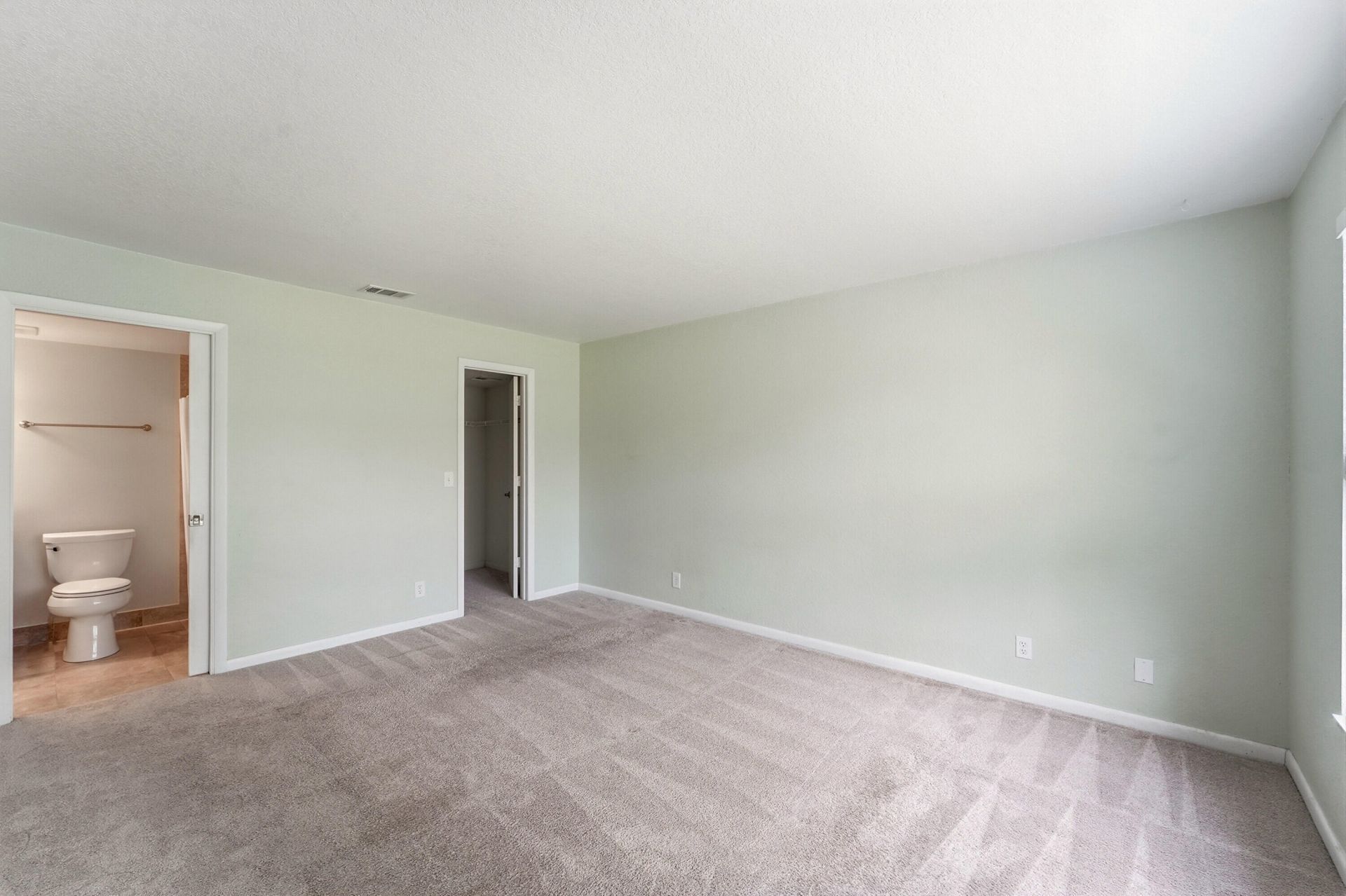 16317 Glasgow Drive E, The Acreage, FL 33470 Photo