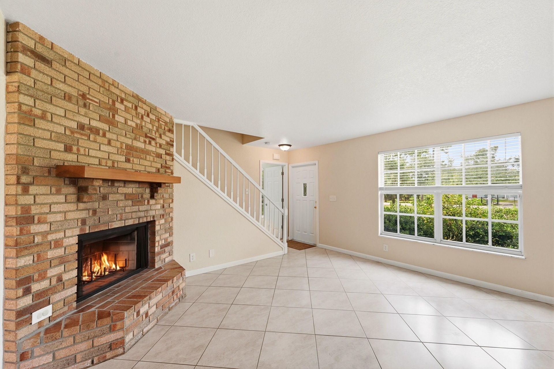 16317 Glasgow Drive E, The Acreage, FL 33470 Photo