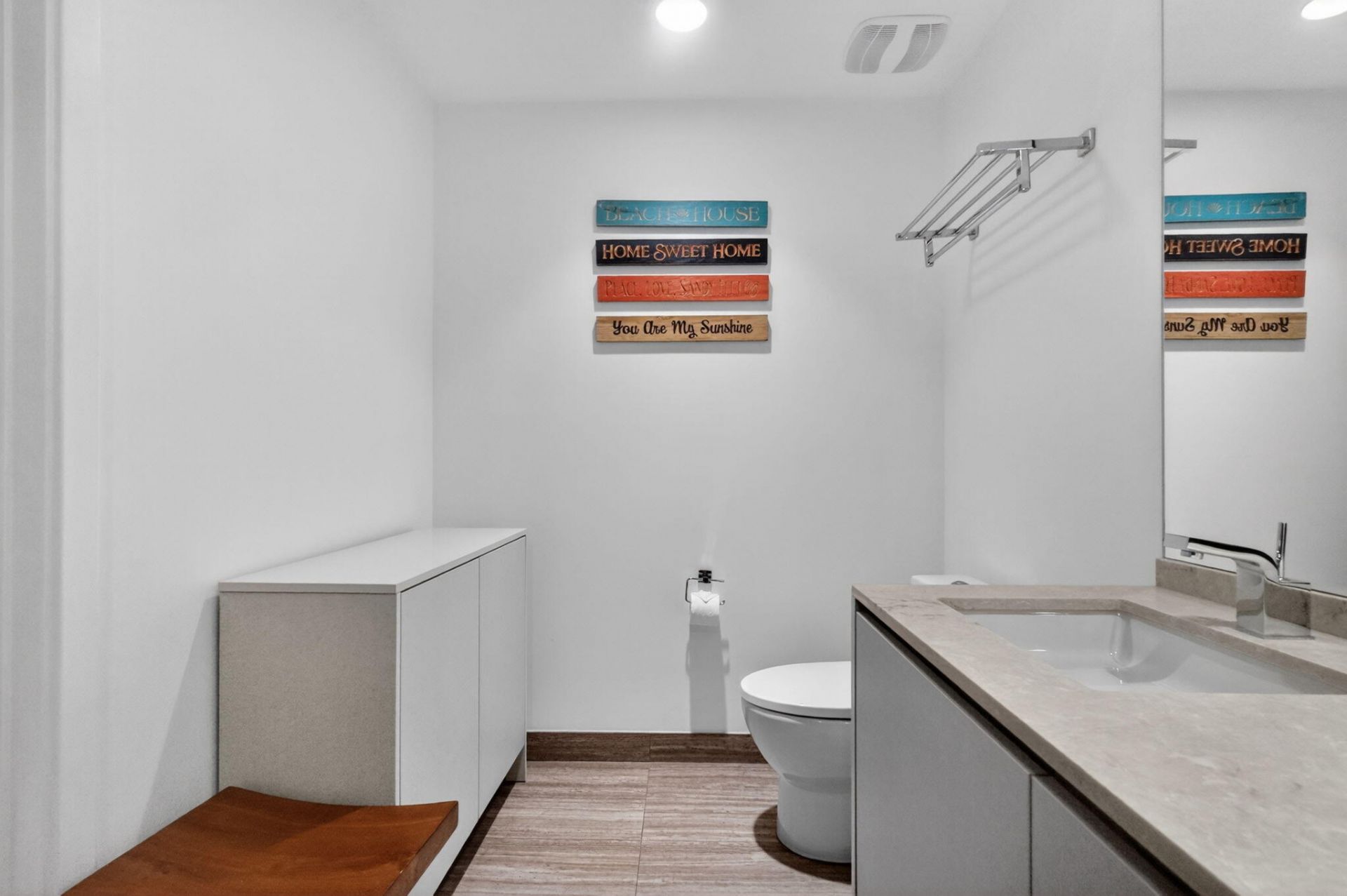 1010 Brickell Avenue, Unit 1607, Miami, FL 33131 Photo