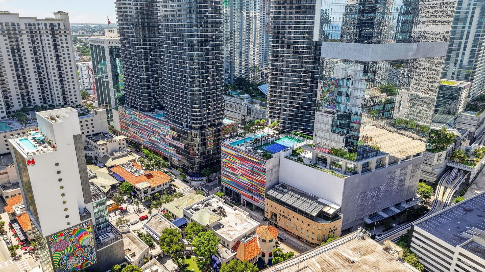 1010 Brickell Avenue, Unit 1607, Miami, FL 33131 Photo