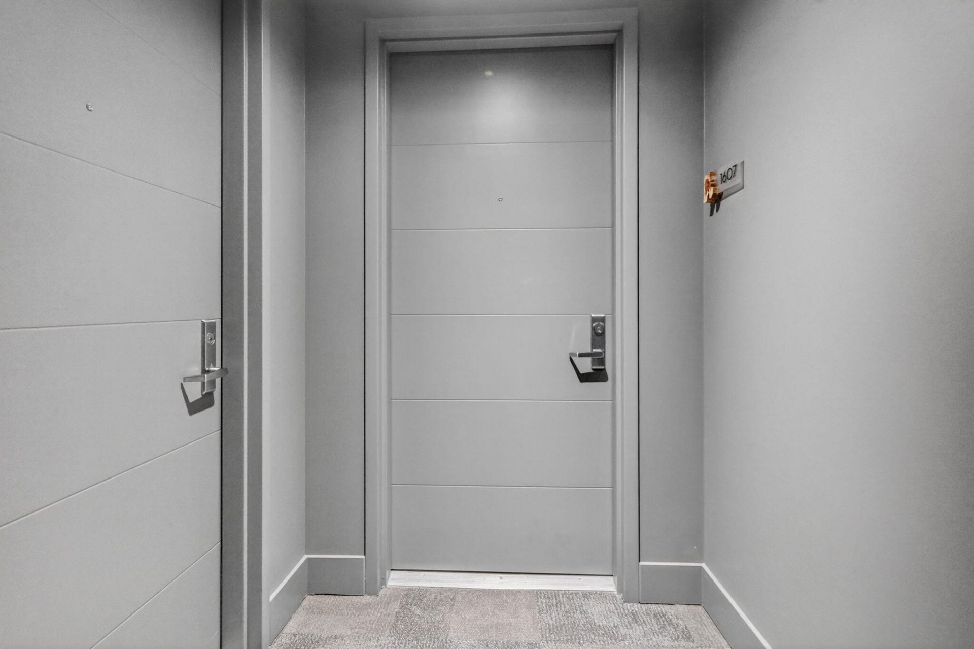 1010 Brickell Avenue, Unit 1607, Miami, FL 33131 Photo