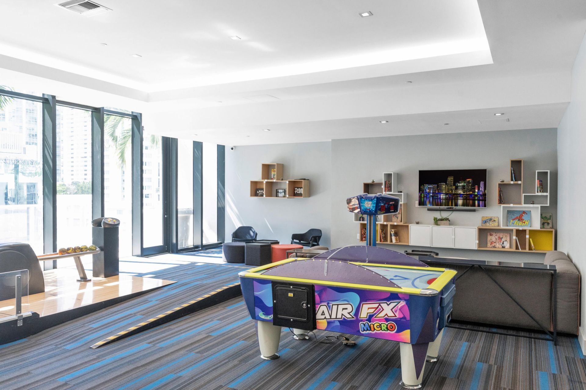 1010 Brickell Avenue, Unit 1607, Miami, FL 33131 Photo