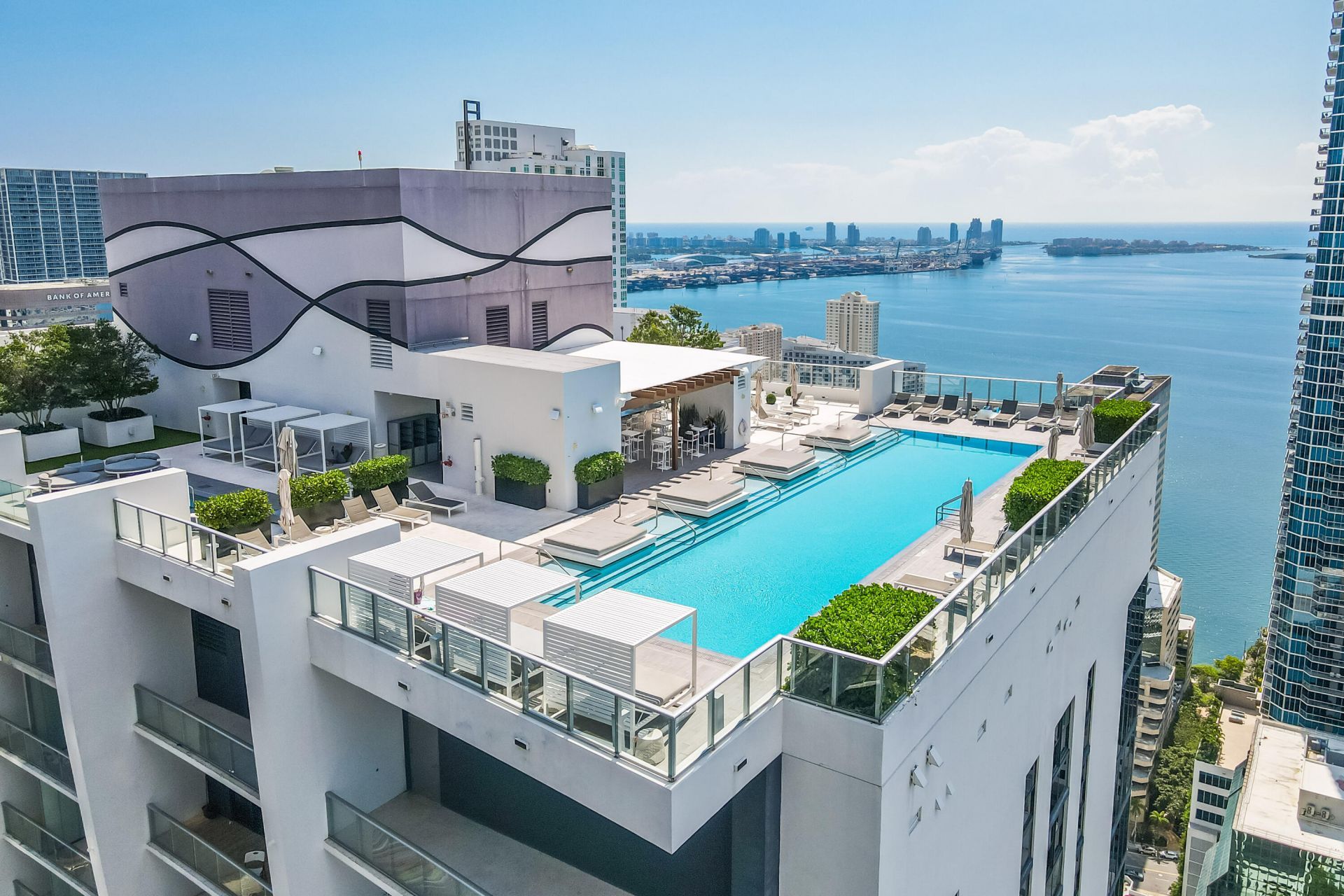 1010 Brickell Avenue, Unit 1607, Miami, FL 33131 Photo