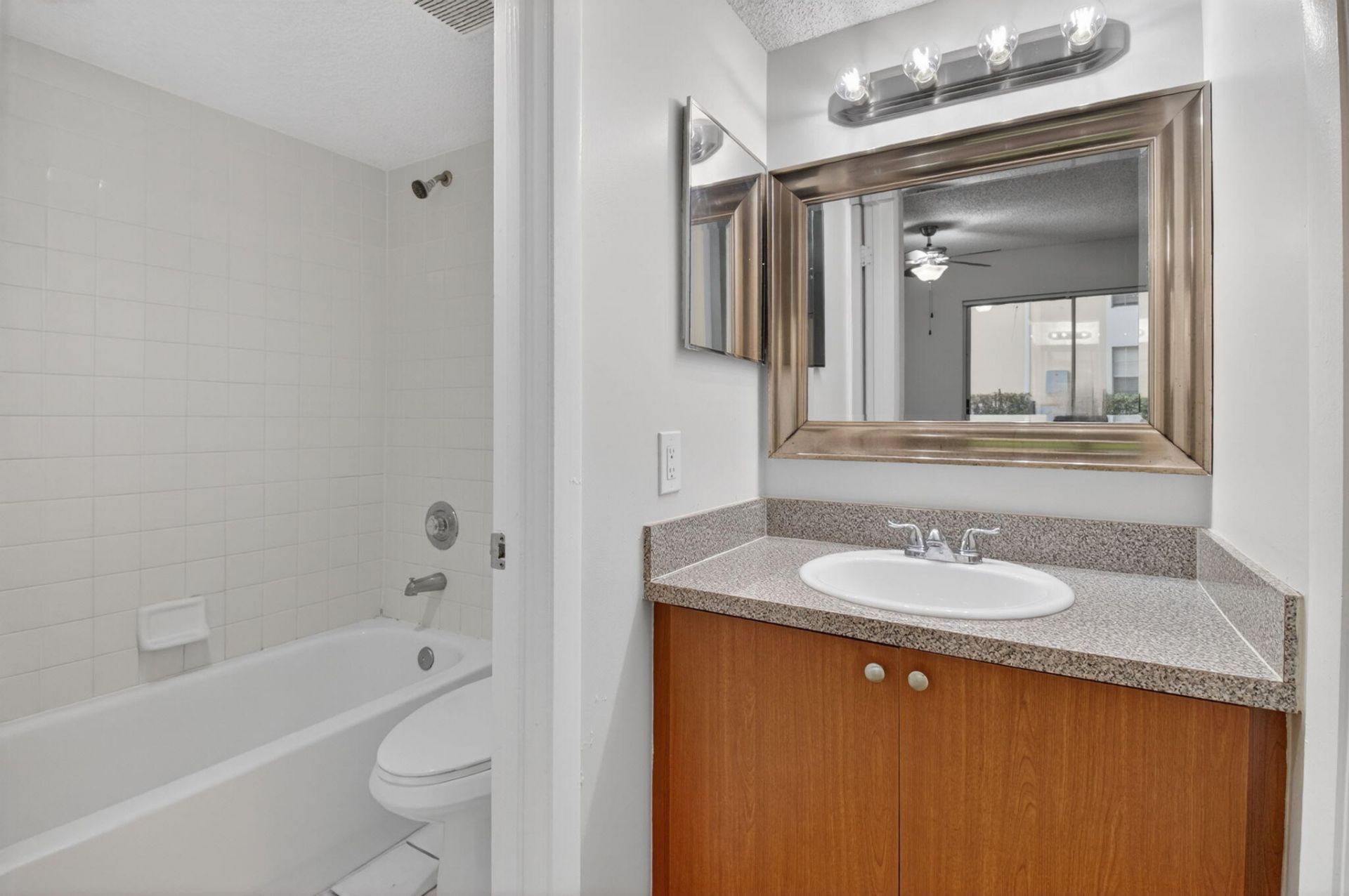 6339 La Costa Drive, Unit D, Boca Raton, FL 33433 Photo