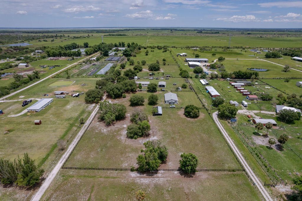 11301 SW Fox Brown Road, Indiantown, FL 34956 Photo