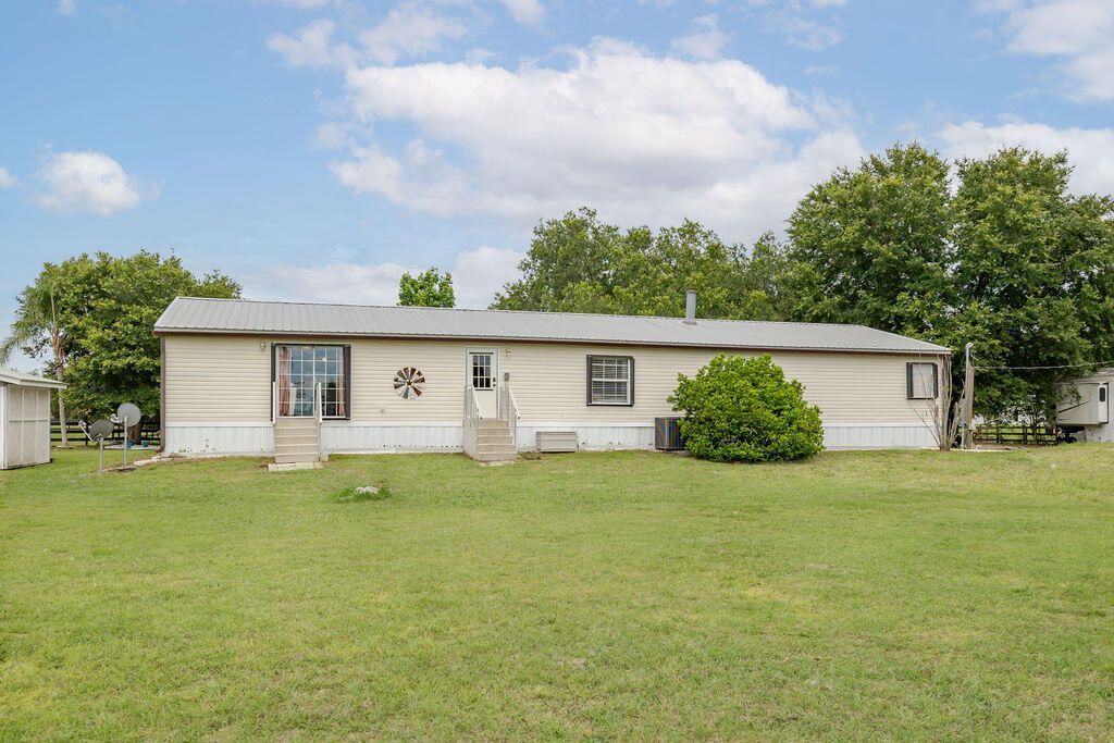 11301 SW Fox Brown Road, Indiantown, FL 34956 Photo