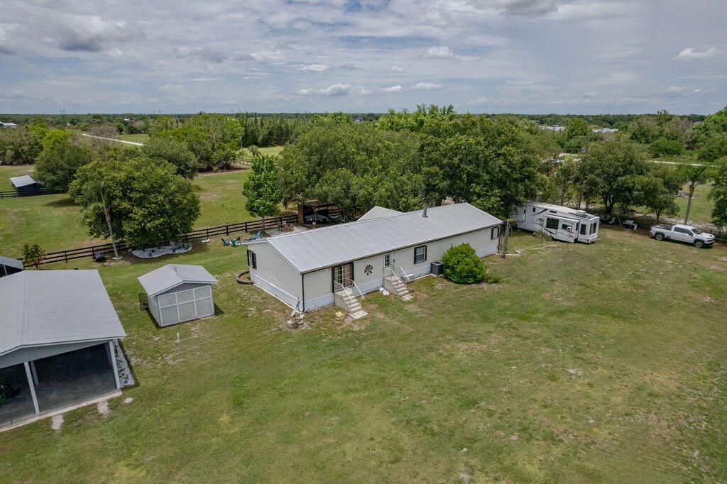 11301 SW Fox Brown Road, Indiantown, FL 34956 Photo