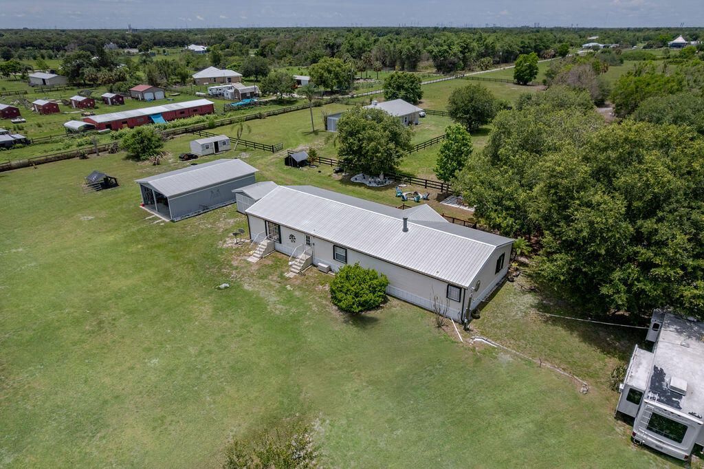 11301 SW Fox Brown Road, Indiantown, FL 34956 Photo