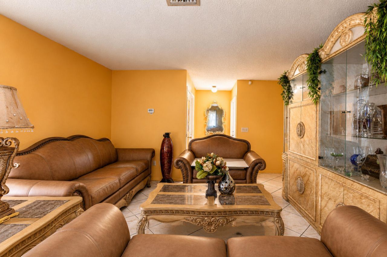 10304 Pippin Lane, Royal Palm Beach, FL 33411 Photo