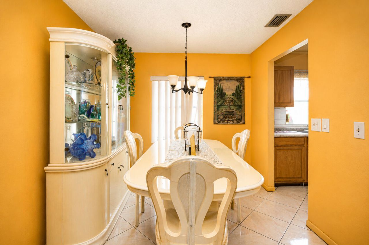 10304 Pippin Lane, Royal Palm Beach, FL 33411 Photo