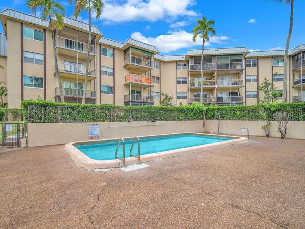6361 N Falls Cir Drive, Unit 408, Lauderhill, FL 33319