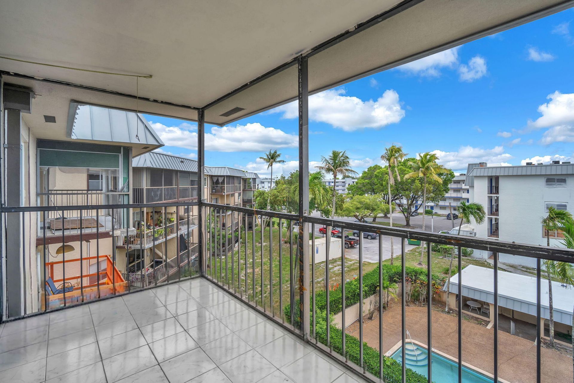 6361 N Falls Cir Drive, Unit 408, Lauderhill, FL 33319 Photo