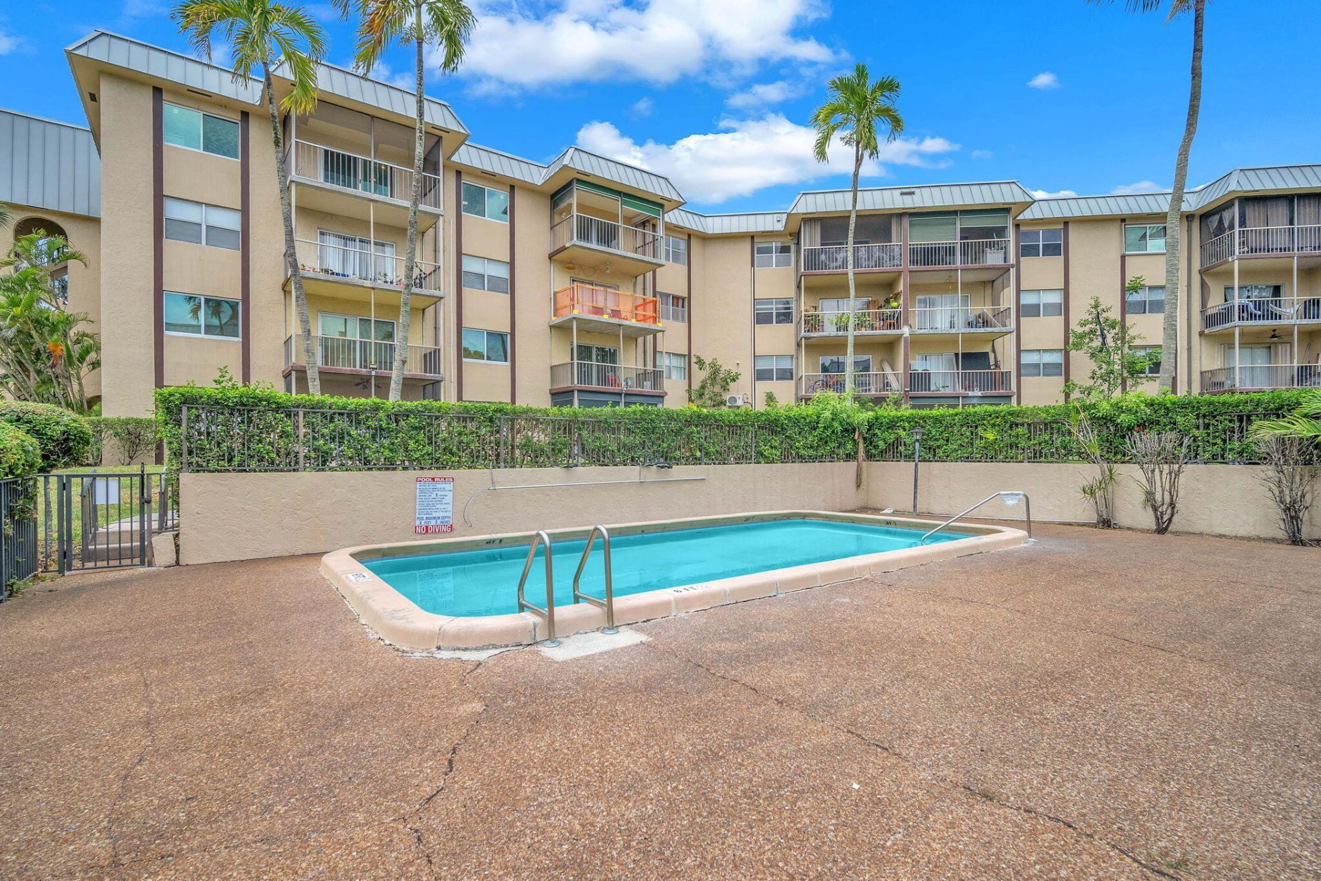 6361 N Falls Cir Drive, Unit 408, Lauderhill, FL 33319 Photo