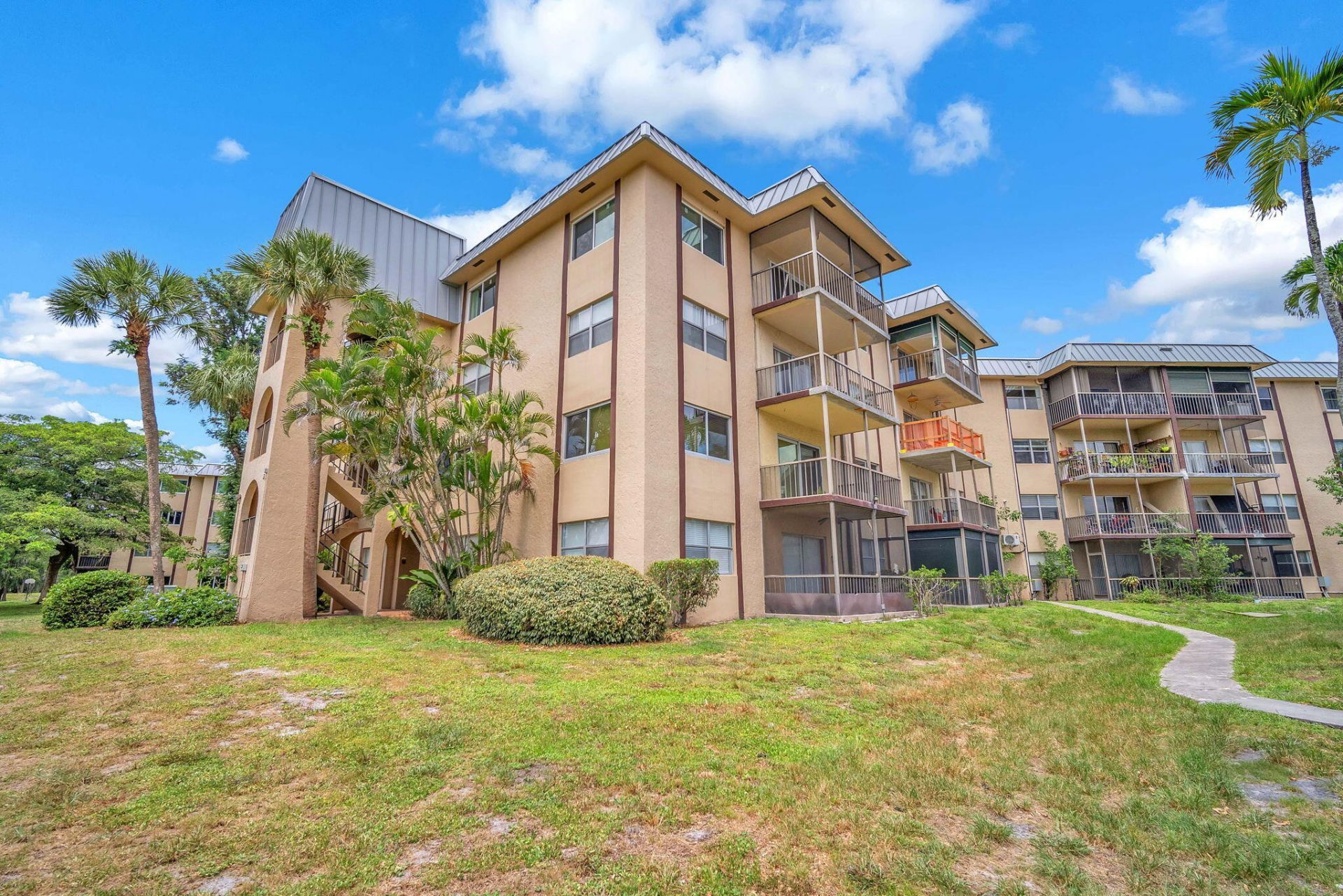 6361 N Falls Cir Drive, Unit 408, Lauderhill, FL 33319 Photo
