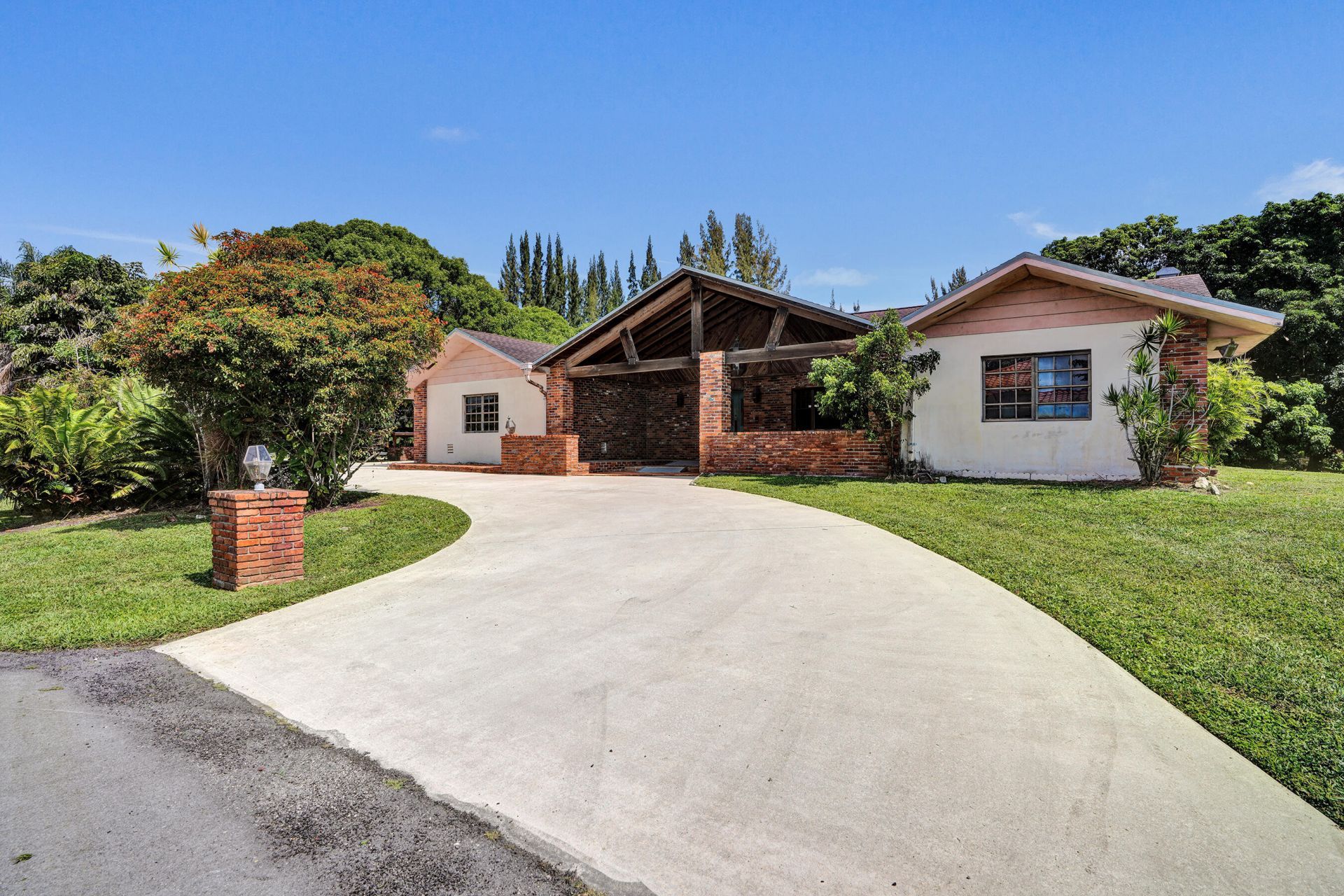 17151 SW 62nd Court, Southwest Ranches, FL 33331 Photo