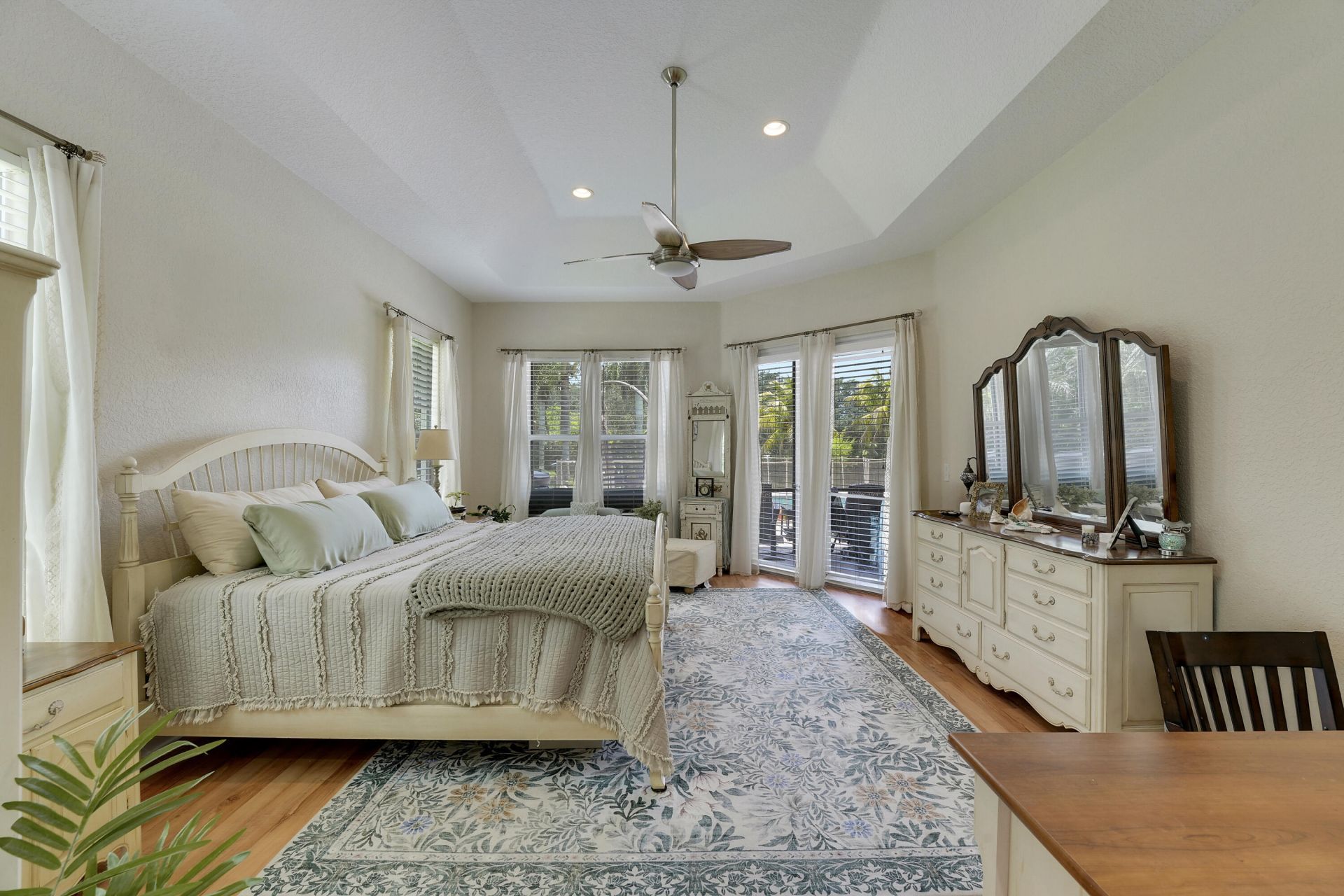 5835 Lago Del Sol Drive, Lake Worth, FL 33449 Photo