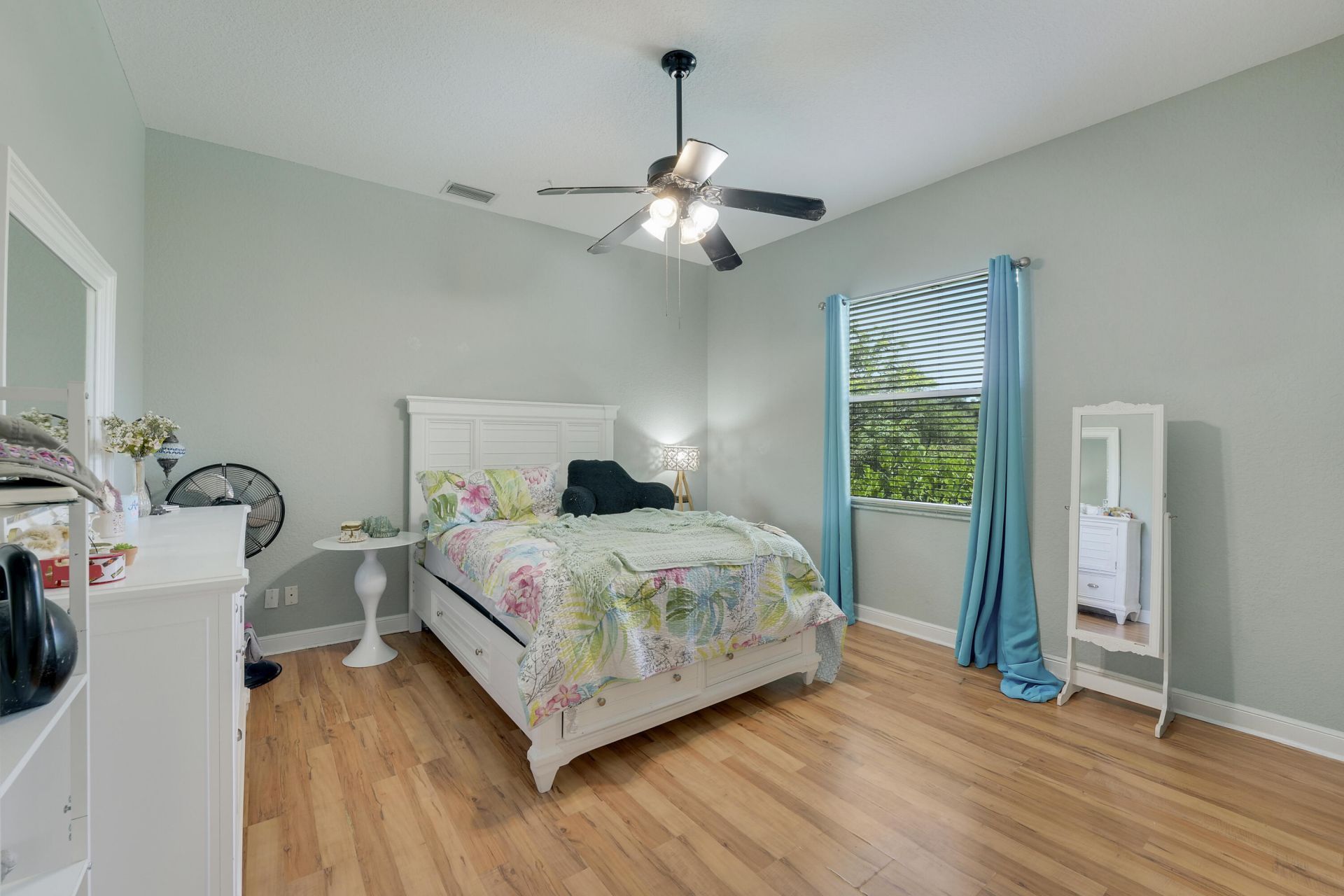 5835 Lago Del Sol Drive, Lake Worth, FL 33449 Photo