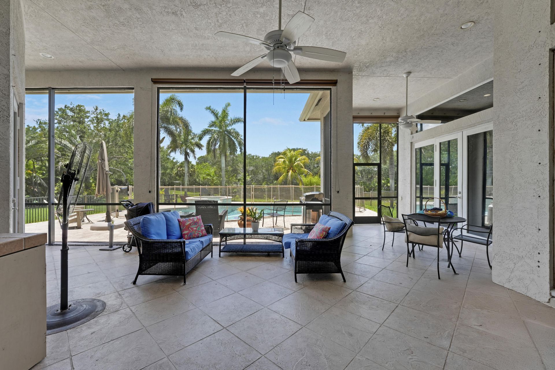 5835 Lago Del Sol Drive, Lake Worth, FL 33449 Photo