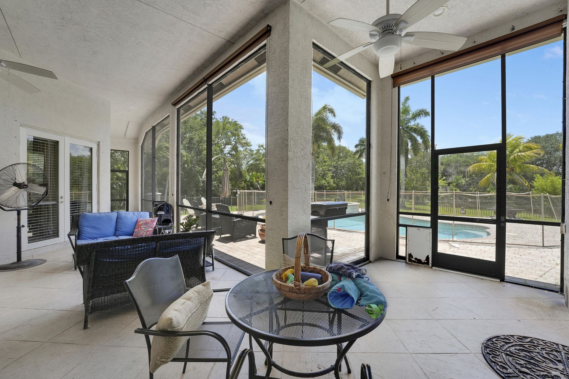 5835 Lago Del Sol Drive, Lake Worth, FL 33449 Photo