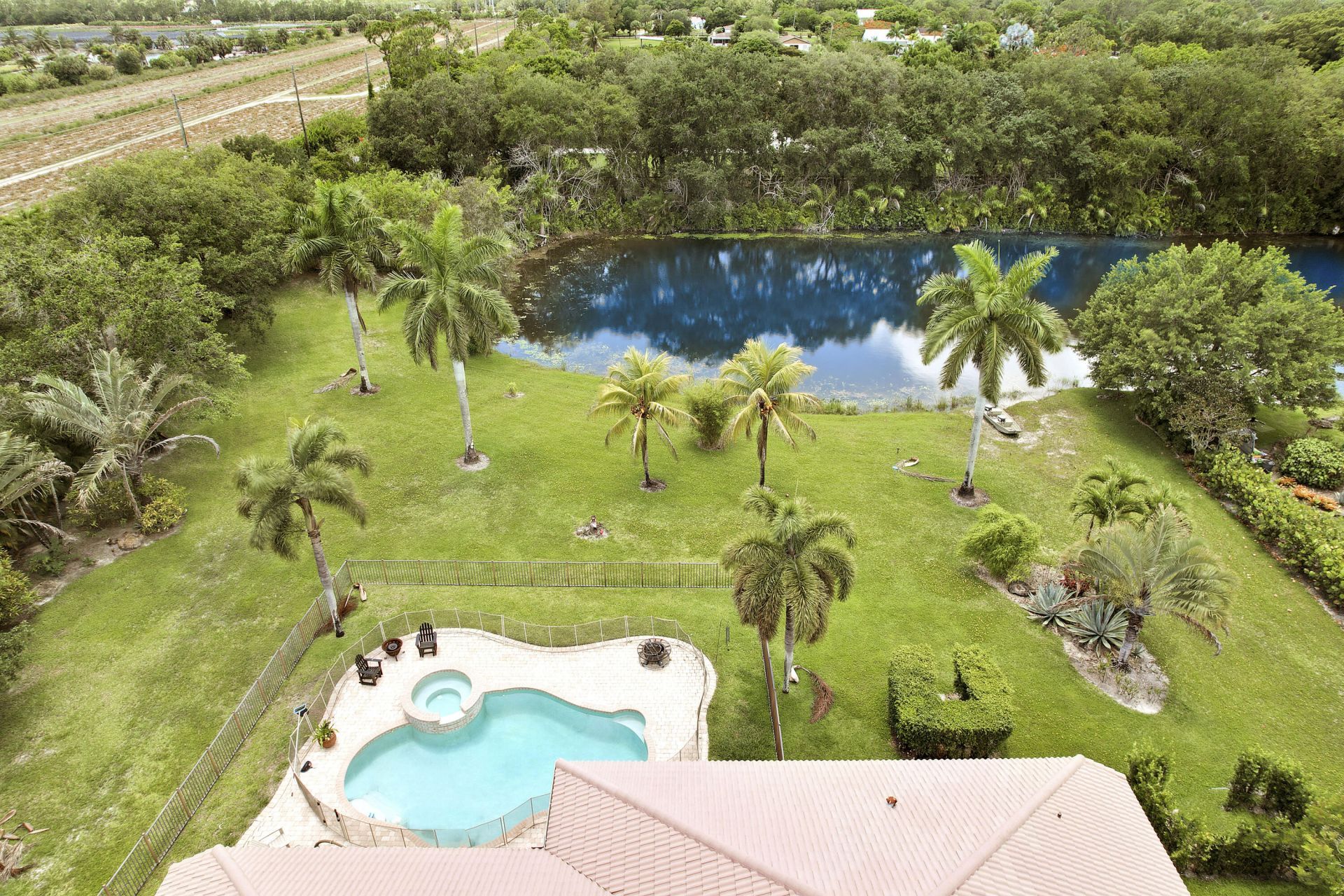 5835 Lago Del Sol Drive, Lake Worth, FL 33449 Photo
