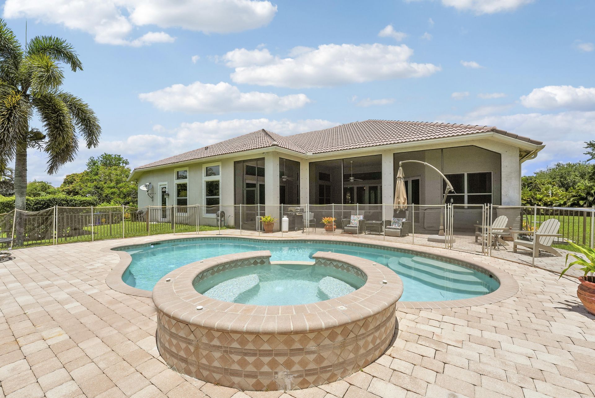 5835 Lago Del Sol Drive, Lake Worth, FL 33449 Photo