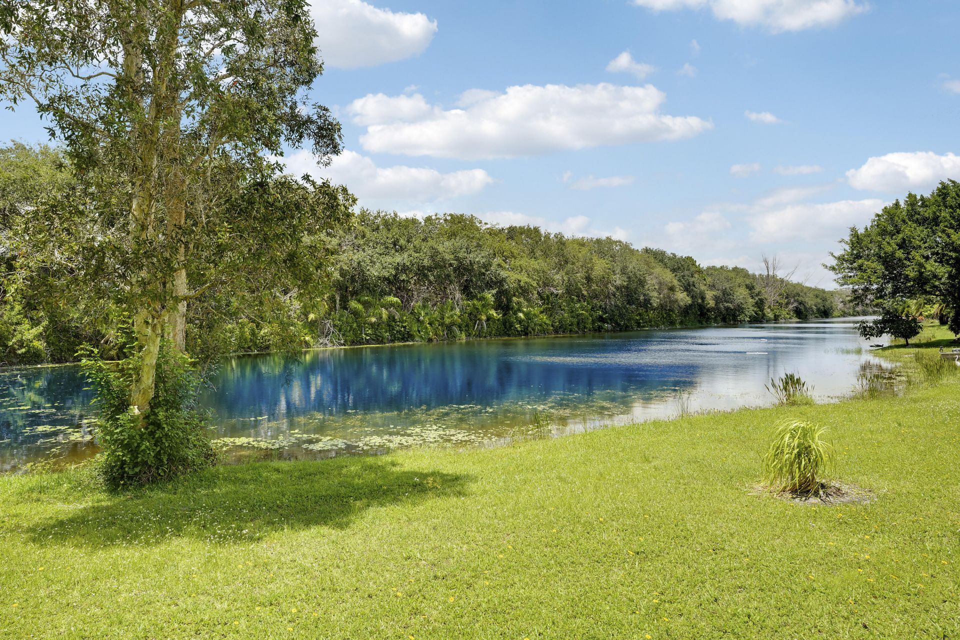5835 Lago Del Sol Drive, Lake Worth, FL 33449 Photo