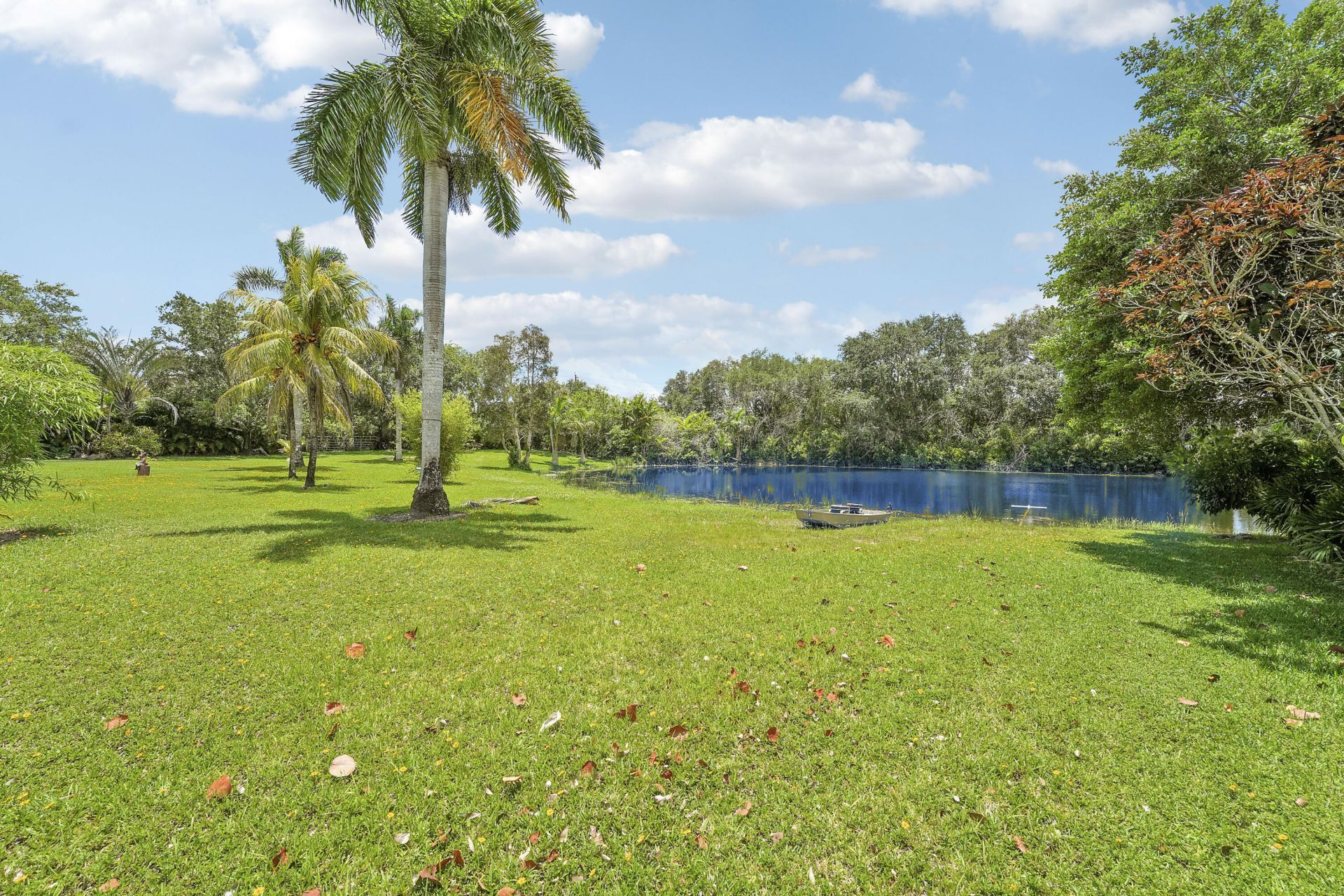 5835 Lago Del Sol Drive, Lake Worth, FL 33449 Photo