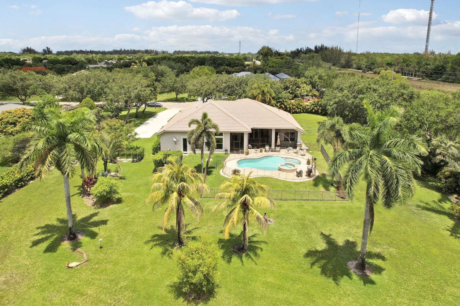 5835 Lago Del Sol Drive, Lake Worth, FL 33449 Photo