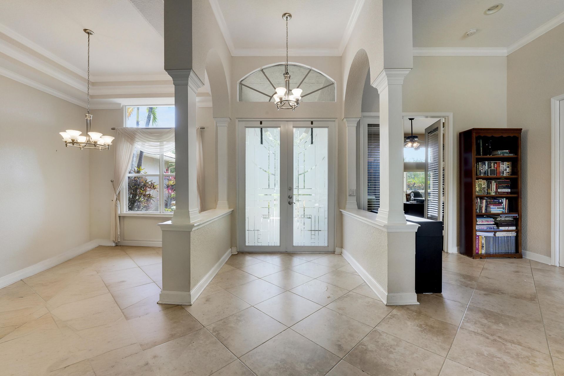 5835 Lago Del Sol Drive, Lake Worth, FL 33449 Photo