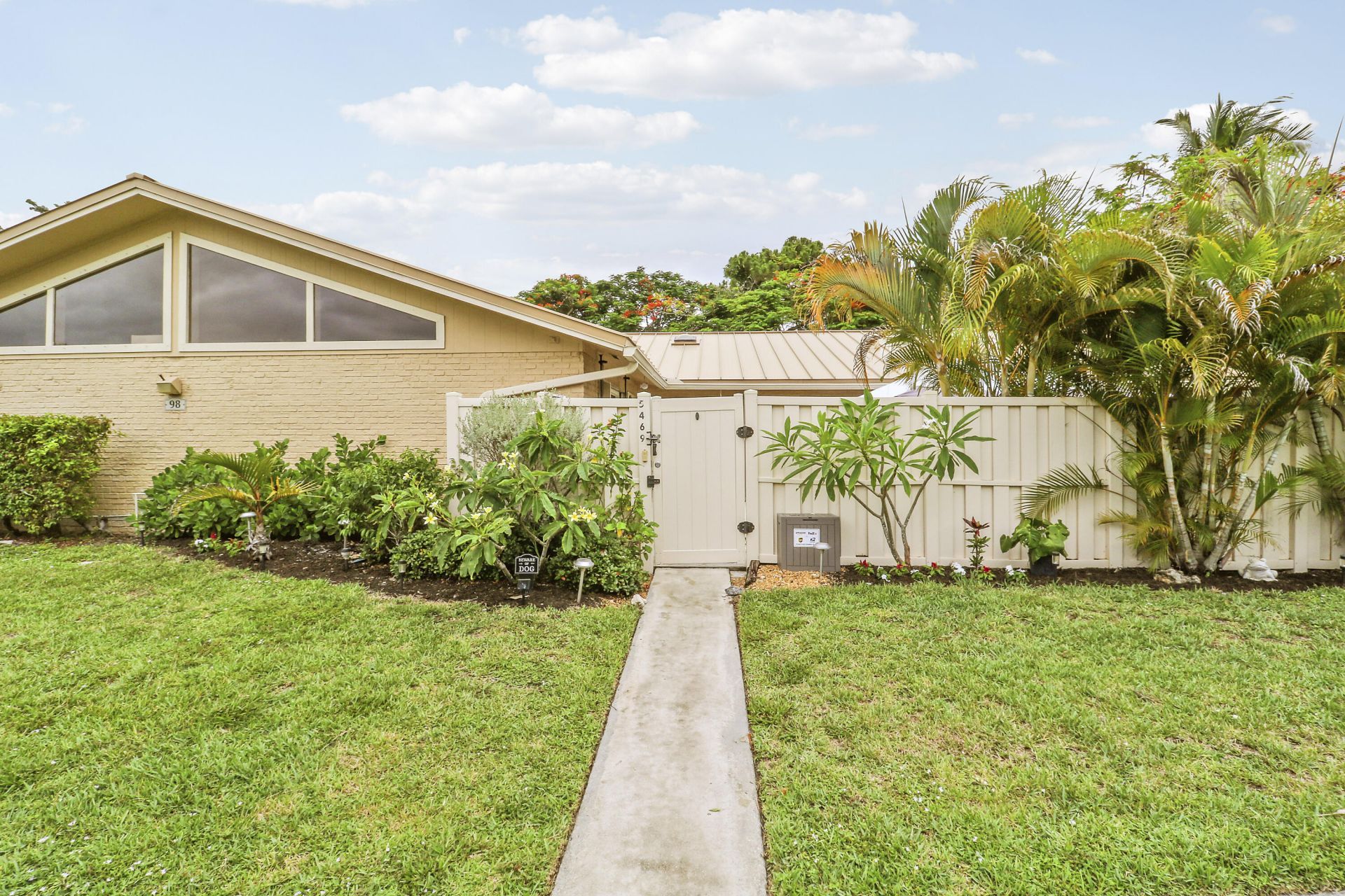 5469 Eagle Lake Drive, Palm Beach Gardens, FL 33418 Photo