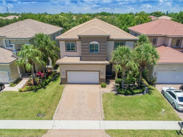 1088 Grove Park Circle, Boynton Beach, FL 33436