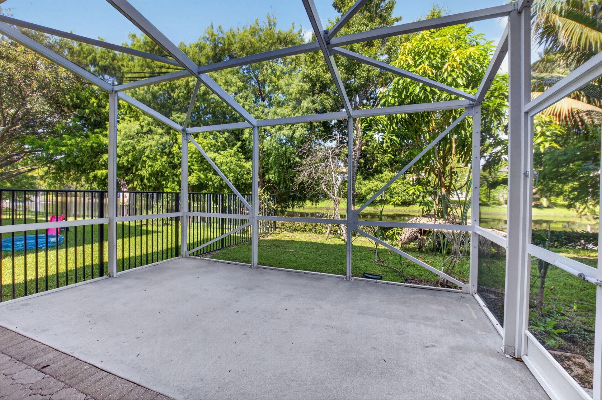 1088 Grove Park Circle, Boynton Beach, FL 33436 Photo