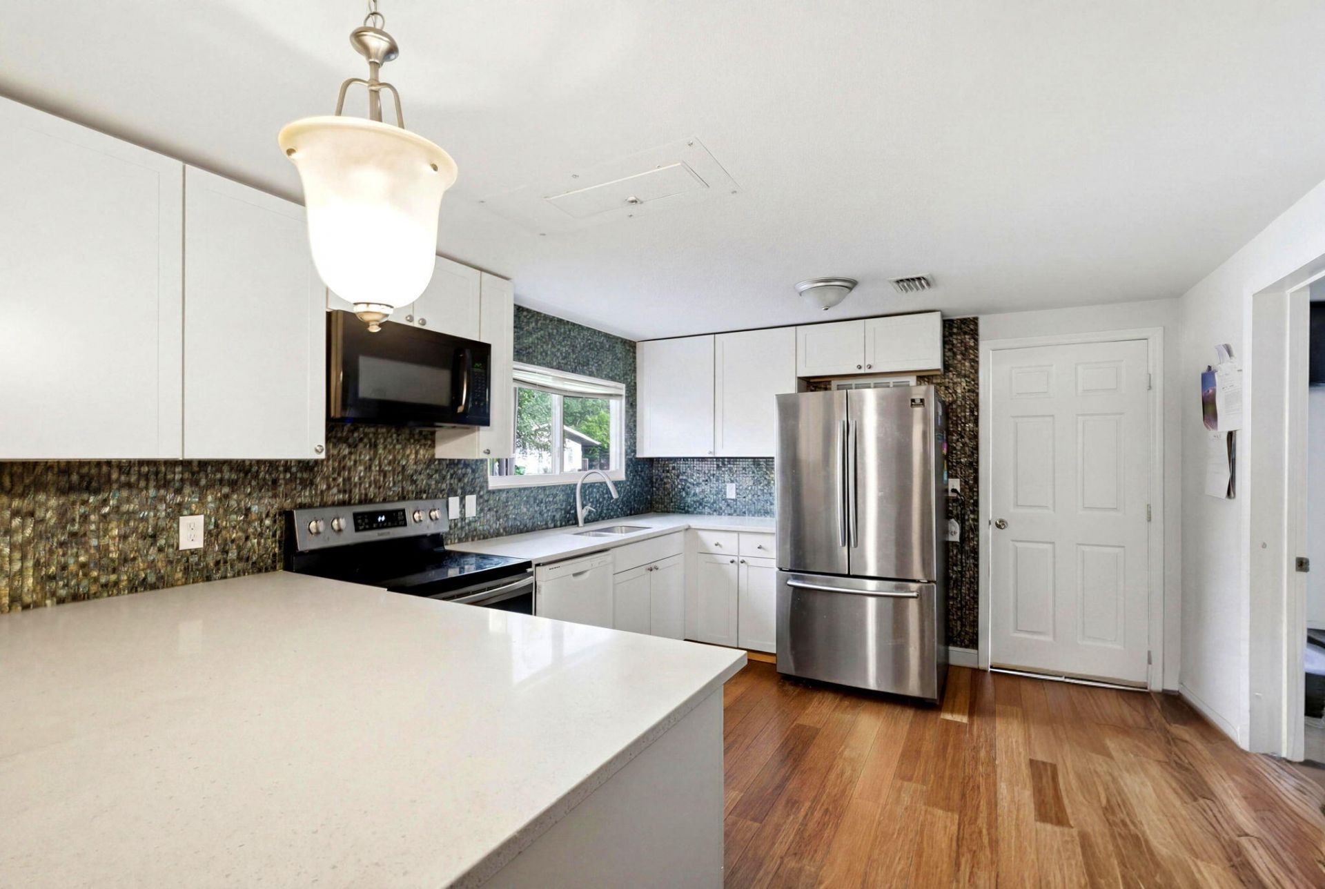 823 Doctor Martin Luther King Junior Boulevard, Unit 823, Pompano Beach, FL 33060 Photo