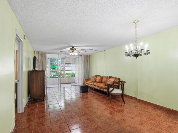 3000 NW 48th Terrace, Unit 130, Lauderdale Lakes, FL 33313