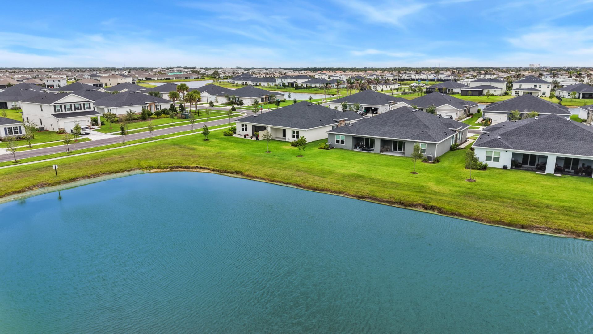 9526 SW Libertas Way, Port Saint Lucie, FL 34987 Photo