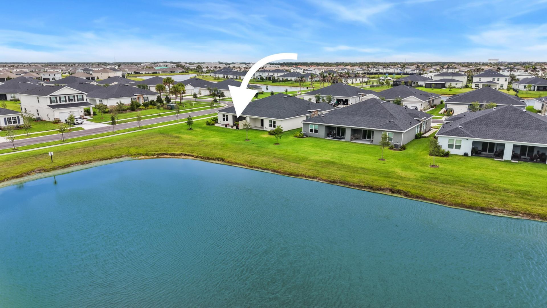 9526 SW Libertas Way, Port Saint Lucie, FL 34987 Photo