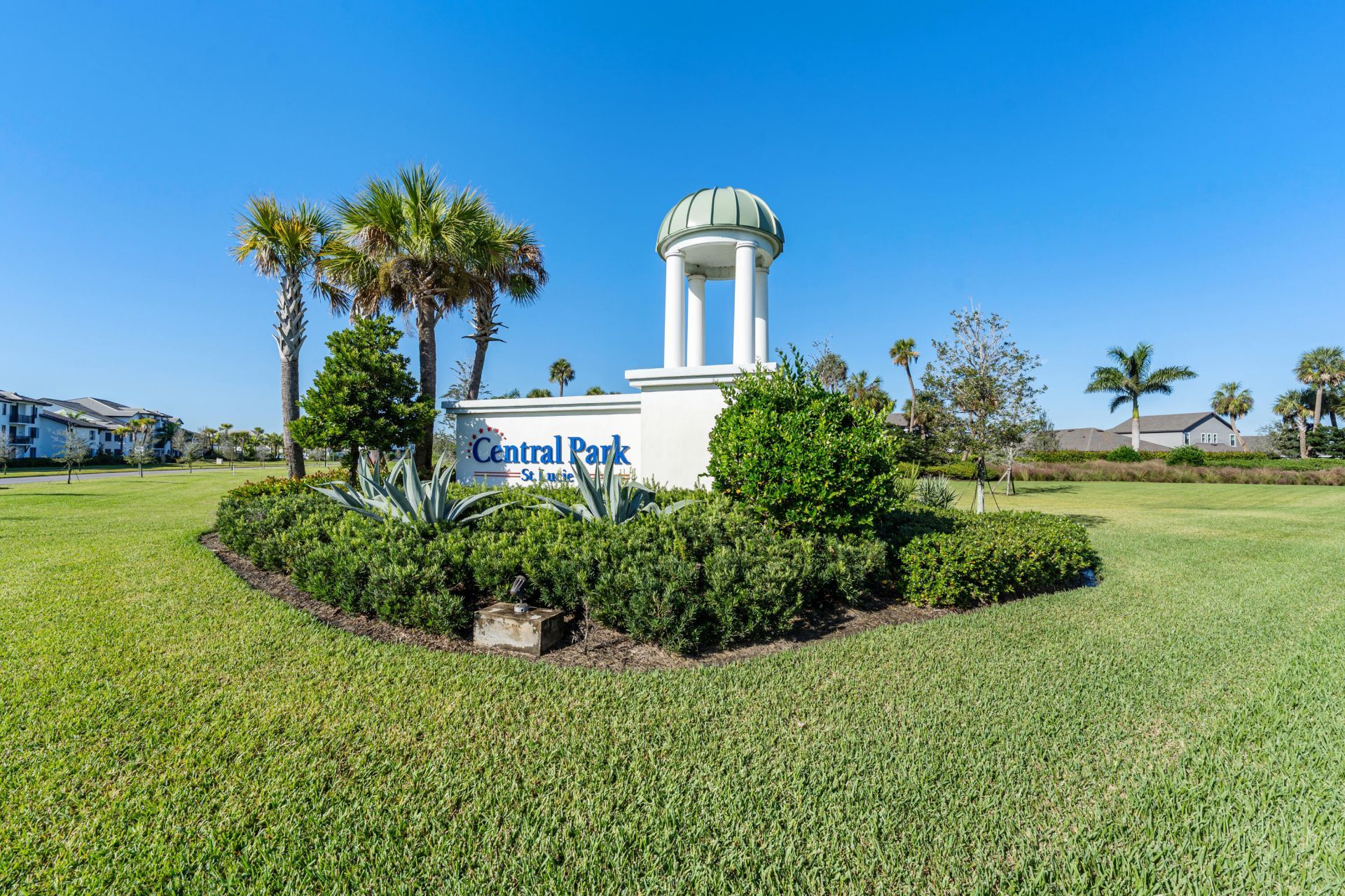 9526 SW Libertas Way, Port Saint Lucie, FL 34987 Photo