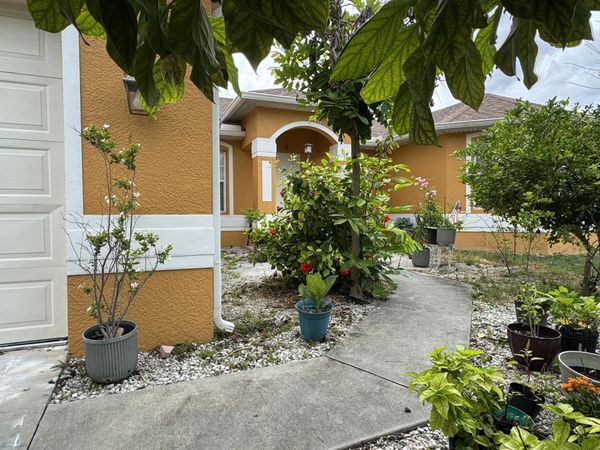 2919 N Elaine Ave Avenue N, Lehigh Acres, FL 33971