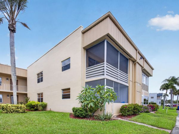 506 E Capri Road, Unit 506, Delray Beach, FL 33484