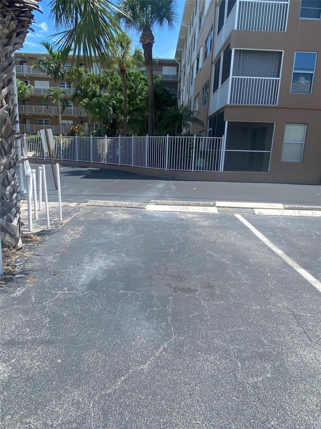 224 Hibiscus Avenue, Unit 253, Lauderdale by the Sea, FL 33308 Photo